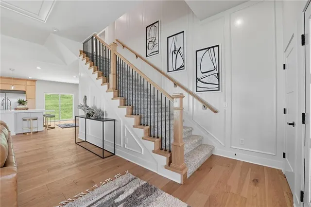 $874,900 | 9815 South Ambrosia Lane, Parkville, MO 64152