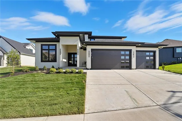 $874,900 | 9815 South Ambrosia Lane, Parkville, MO 64152