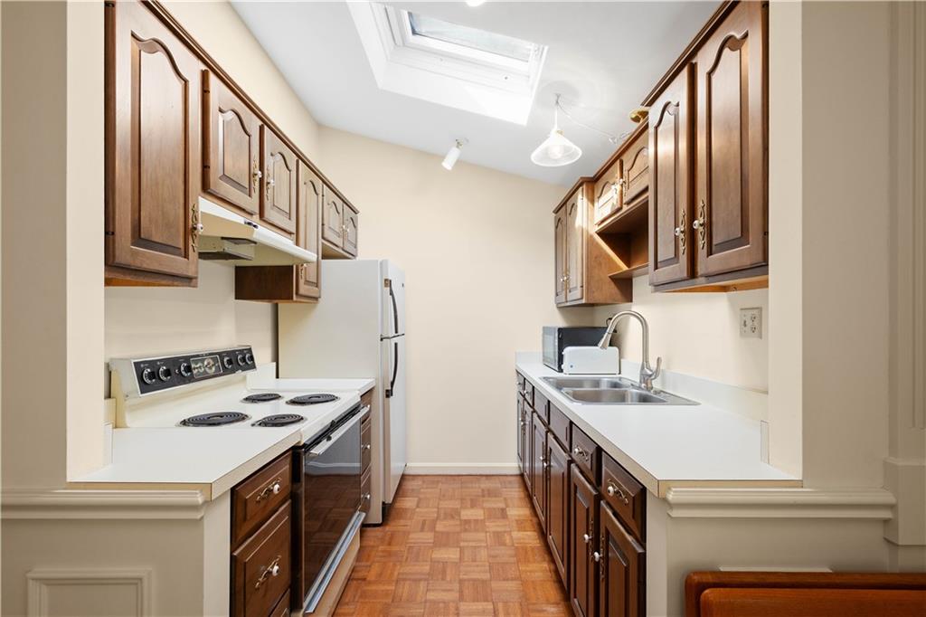 571 West McMurray Road Canonsburg, PA 15317 - Photo 28 of 47 This efficient galley kitchen is located at the second floor apartment.