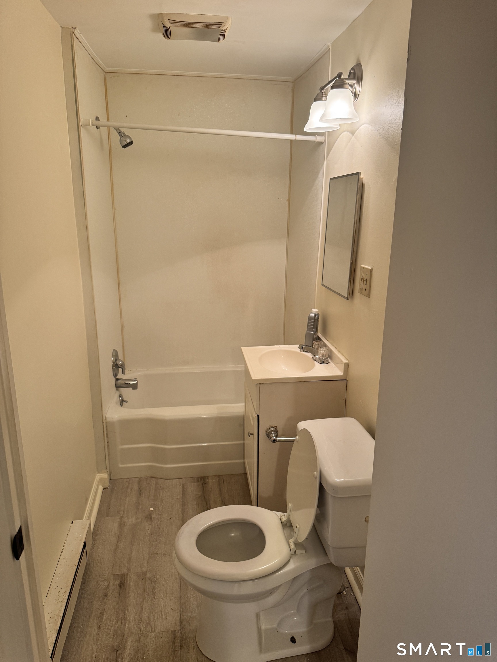 55 Spring Street, Unit B Enfield, CT 06082 - Photo 2 of 13