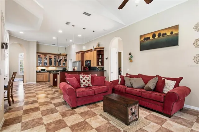 $477,000 | 1 Woodbury Drive, Palm Coast, FL 32164