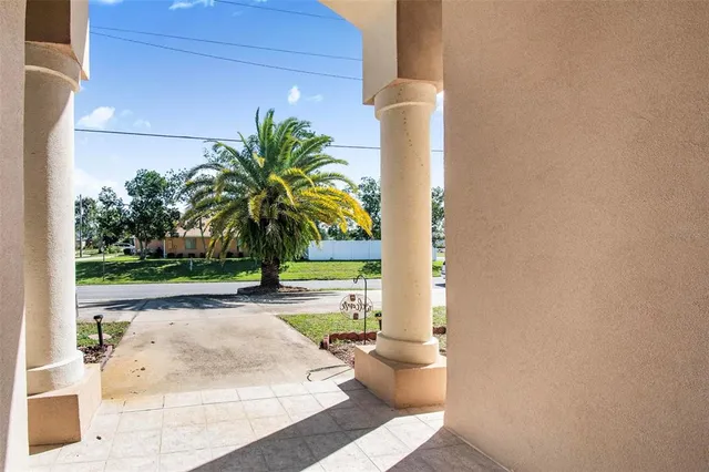 $477,000 | 1 Woodbury Drive, Palm Coast, FL 32164