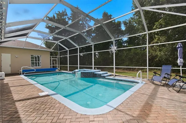 $477,000 | 1 Woodbury Drive, Palm Coast, FL 32164