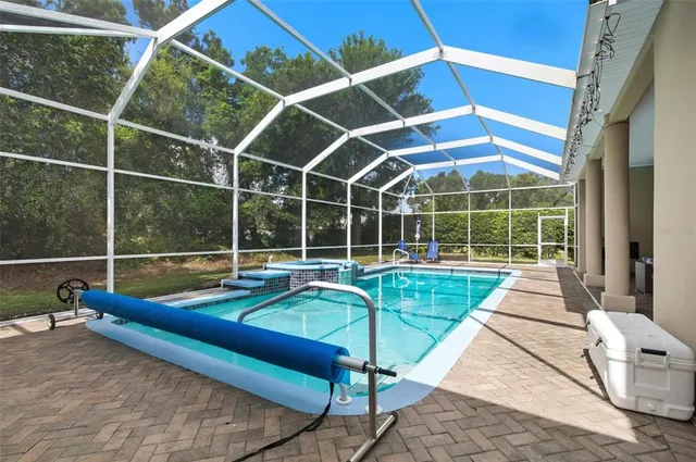 $477,000 | 1 Woodbury Drive, Palm Coast, FL 32164