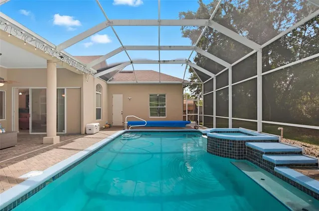 $477,000 | 1 Woodbury Drive, Palm Coast, FL 32164