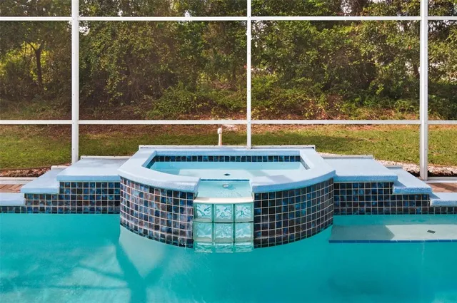 $477,000 | 1 Woodbury Drive, Palm Coast, FL 32164