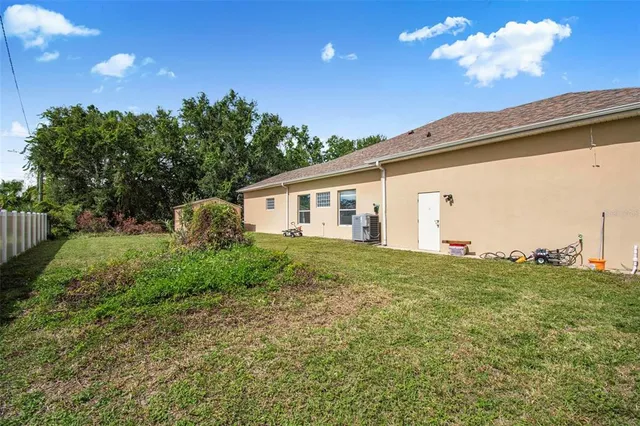 $477,000 | 1 Woodbury Drive, Palm Coast, FL 32164