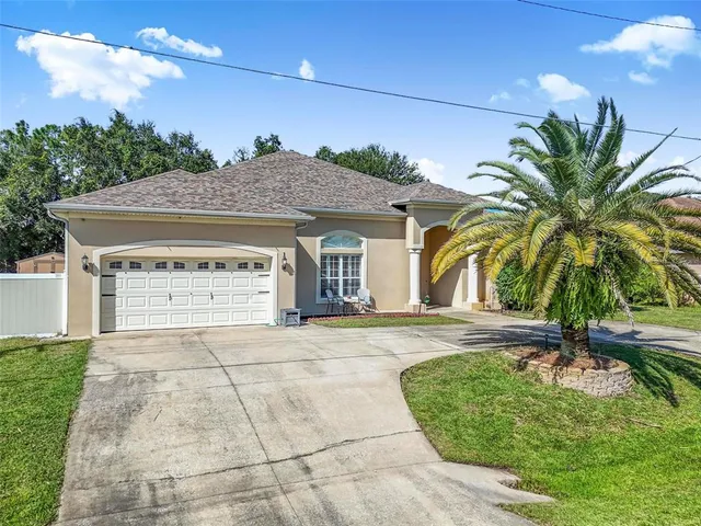 $477,000 | 1 Woodbury Drive, Palm Coast, FL 32164