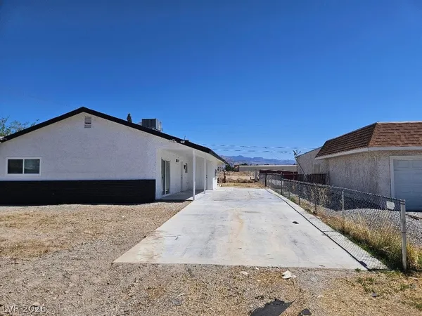 $1,395 | 1083 East Calvada Boulevard, Unit B, Pahrump, NV 89048
