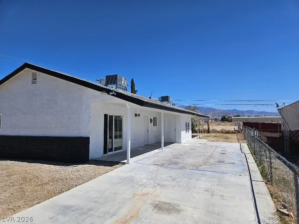 $1,395 | 1083 East Calvada Boulevard, Unit B, Pahrump, NV 89048