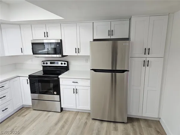 $1,395 | 1083 East Calvada Boulevard, Unit B, Pahrump, NV 89048