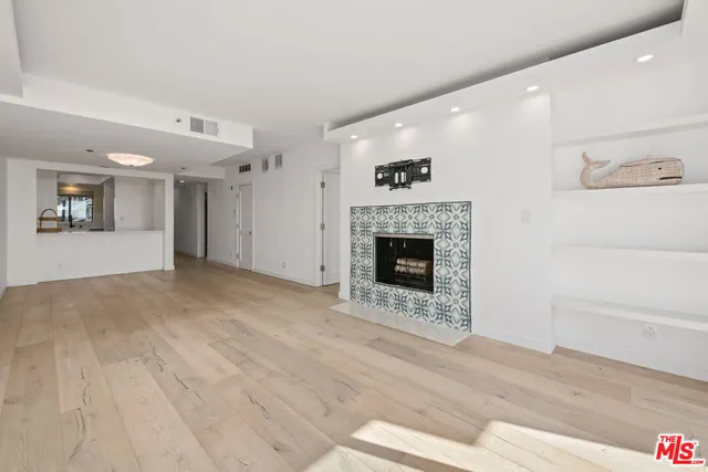 $8,900 | 2920 Neilson Way, Unit 303, Santa Monica, CA 90405