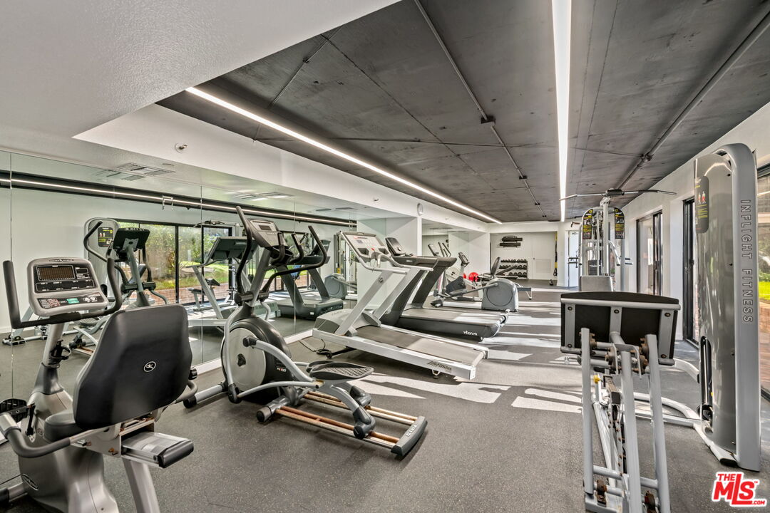 2920 Neilson Way, Unit 303 Santa Monica, CA 90405 - Photo 29 of 34