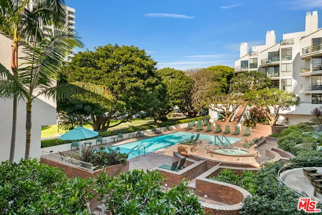 $8,900 | 2920 Neilson Way, Unit 303, Santa Monica, CA 90405