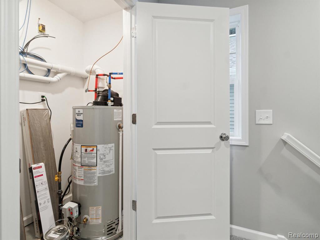 1701 Ashfield Street Howell, MI 48855 - Photo 40 of 58 Gallery Image 40
