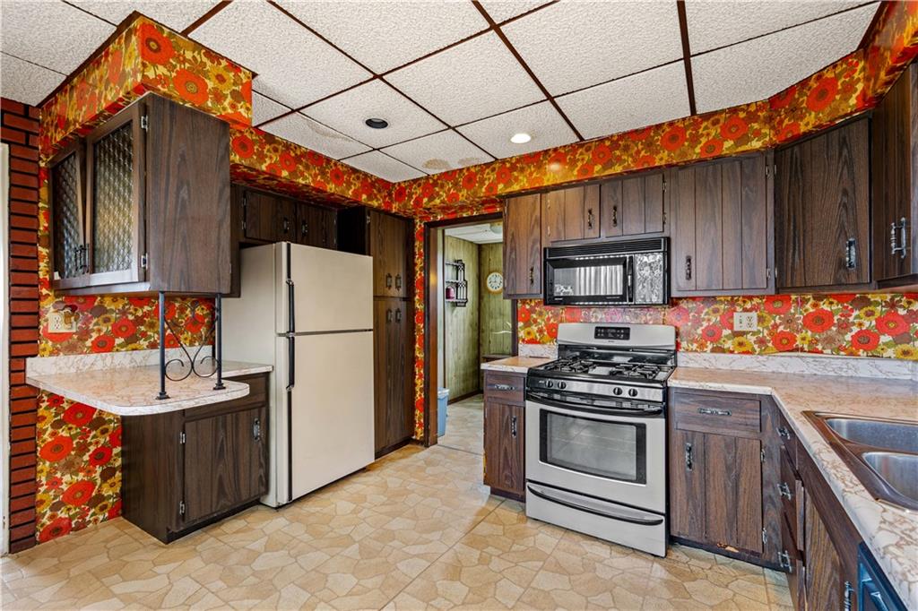 5229 Thoms Run Road Presto, PA 15142 - Photo 10 of 13 Gallery Image 10