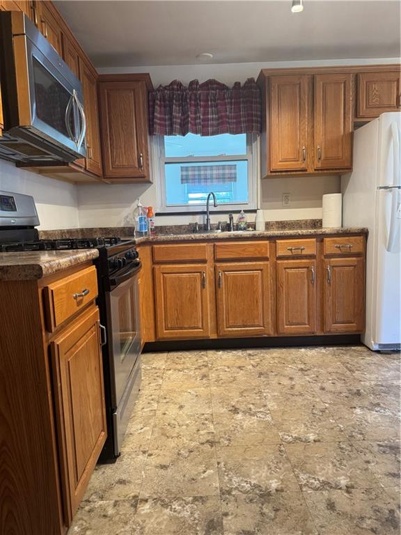 524 Arizona Drive New Kensington, PA 15068 - Photo 6 of 14