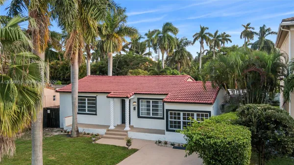 $4,000 | 1422 Wiley Street, Hollywood, FL 33020
