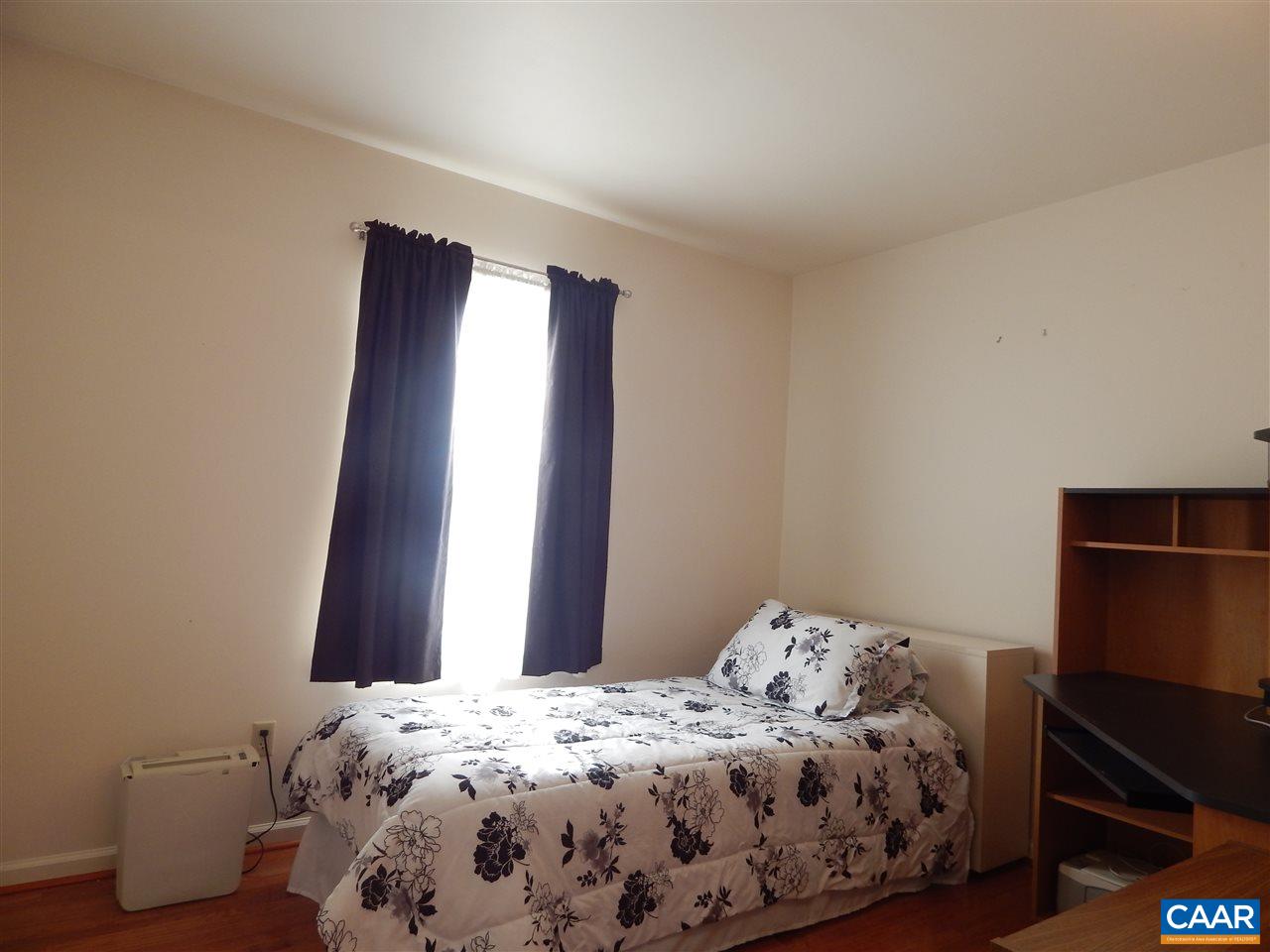 14 East Point Road Palmyra, VA 22963 - Photo 13 of 19 a bedroom with a bed and a window