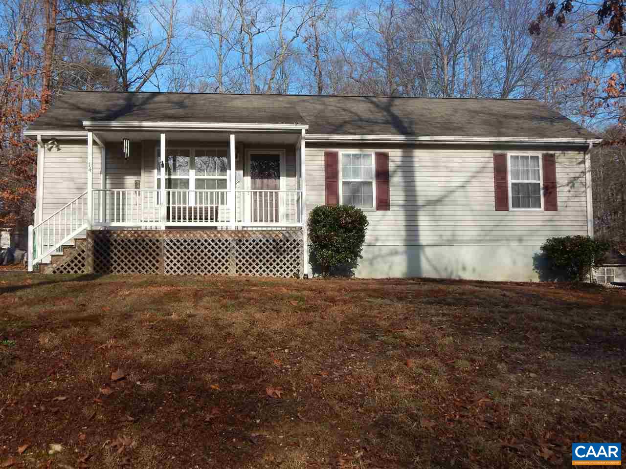 14 East Point Road Palmyra, VA 22963 - Photo 18 of 19 a front view of a house with garden