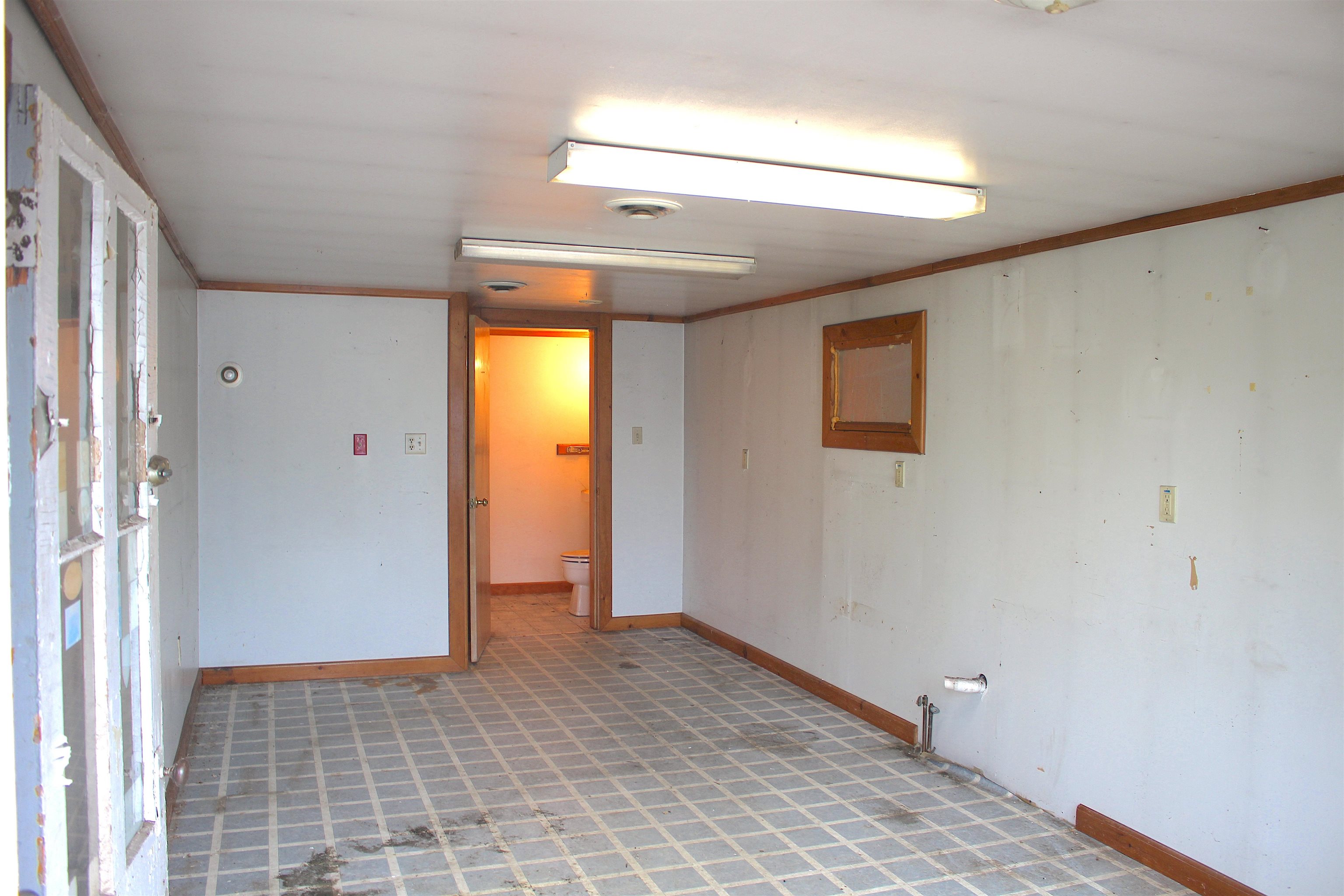 88 Lancaster Road Whitefield, NH 03598 - Photo 8 of 17