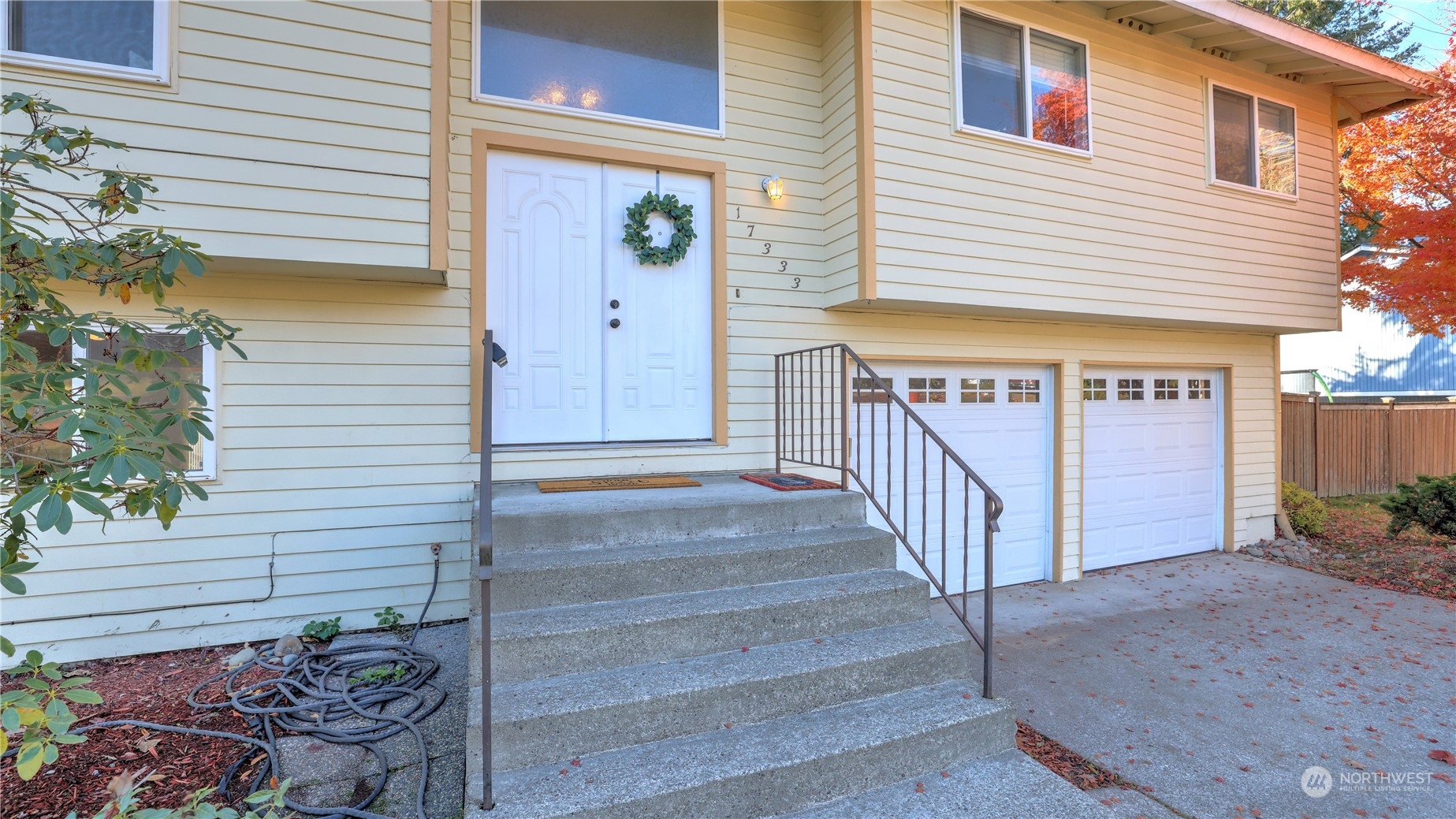 17333 158th Avenue Southeast Renton, WA 98058 - Photo 3 of 38 Gallery Image 3