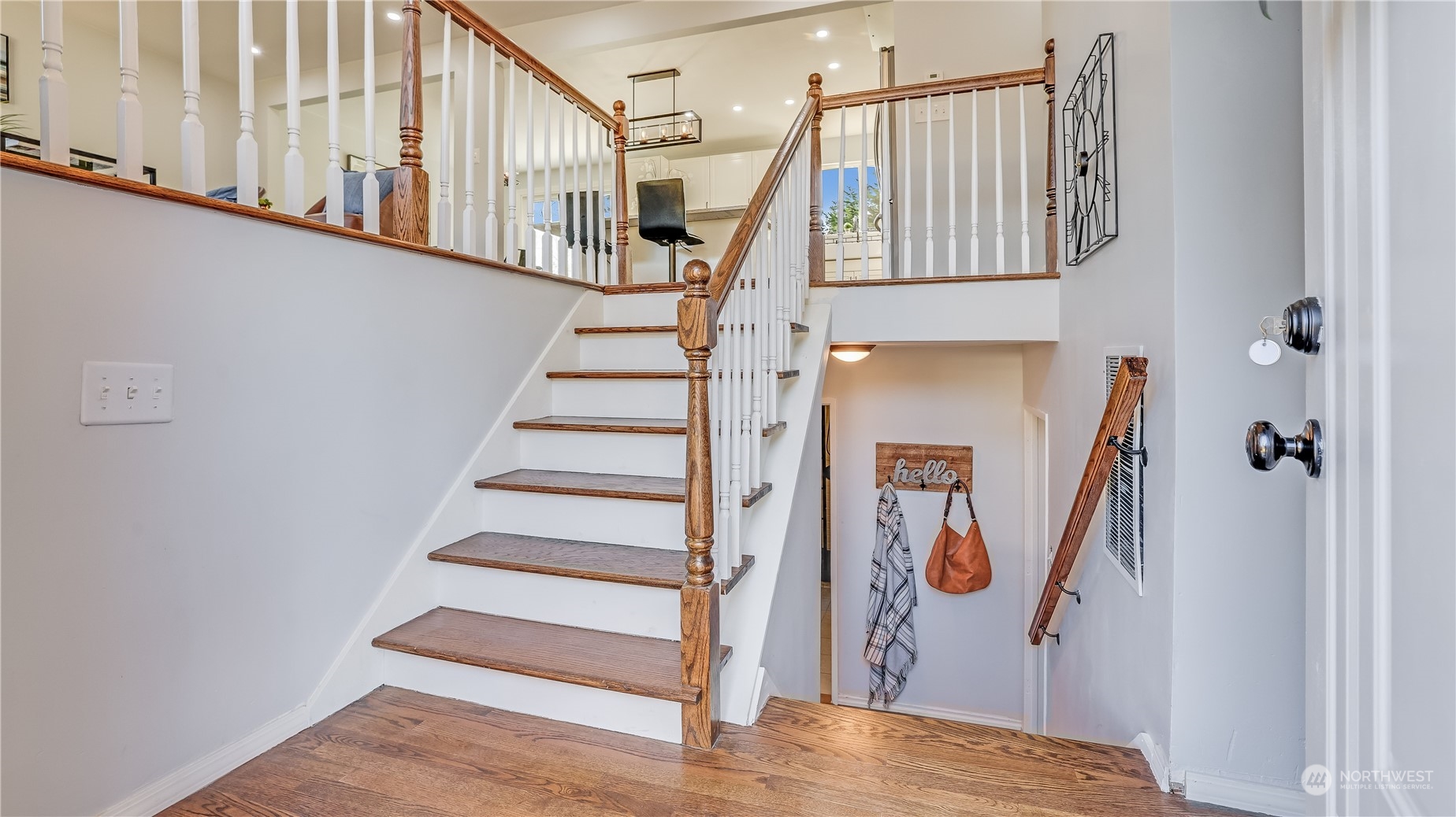 17333 158th Avenue Southeast Renton, WA 98058 - Photo 4 of 38 Gallery Image 4