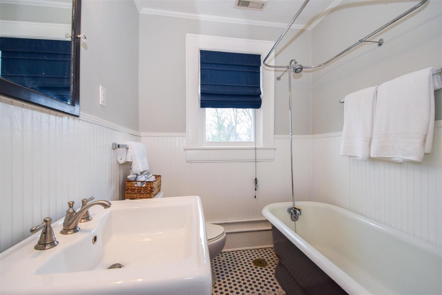 1733 Arlington Road Southwest Roanoke, VA 24015 - Photo 18 of 30 18-Photo-18