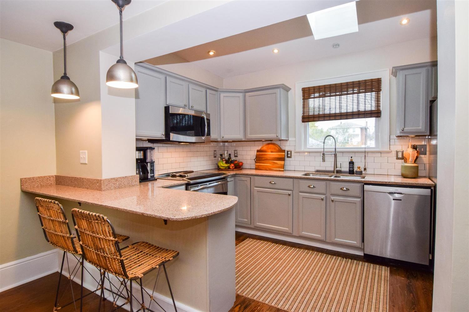 1733 Arlington Road Southwest Roanoke, VA 24015 - Photo 7 of 30 07-Photo-7