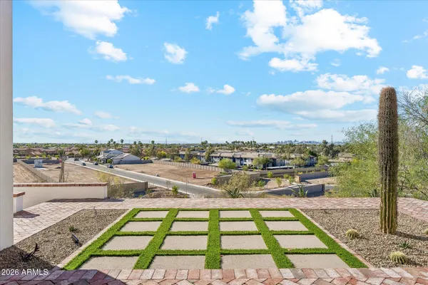 $1,585,000 | 3731 East Fawn Drive, Phoenix, AZ 85042