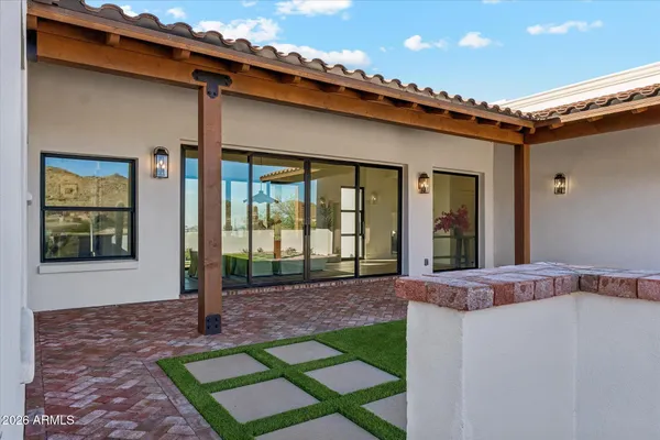 $1,585,000 | 3731 East Fawn Drive, Phoenix, AZ 85042