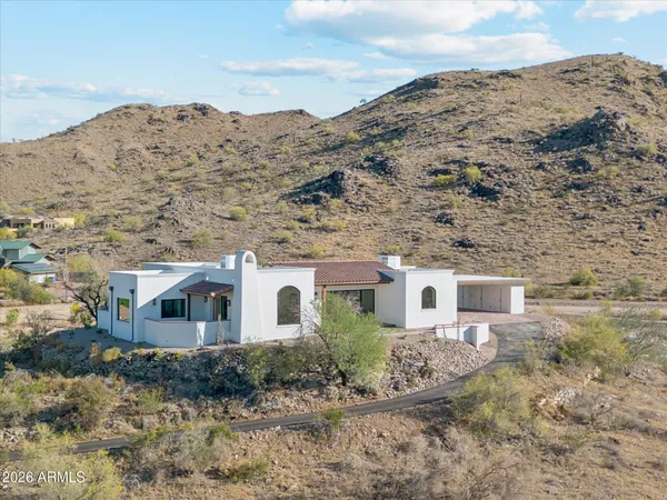 $1,585,000 | 3731 East Fawn Drive, Phoenix, AZ 85042