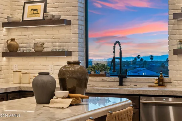$1,585,000 | 3731 East Fawn Drive, Phoenix, AZ 85042