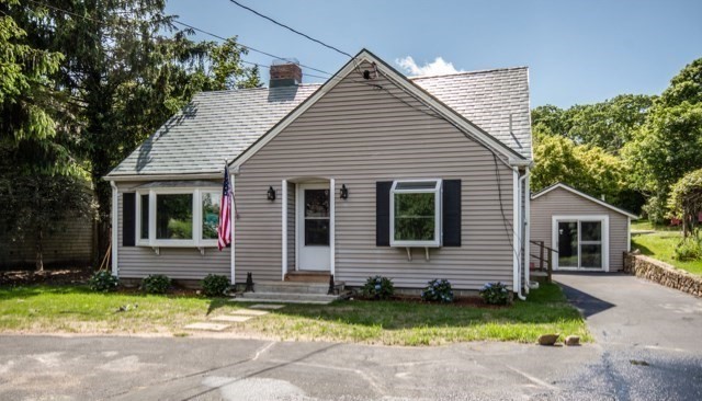 43 Edgartown Road Tisbury, MA 02568 - Photo 12 of 12 Gallery Image 12