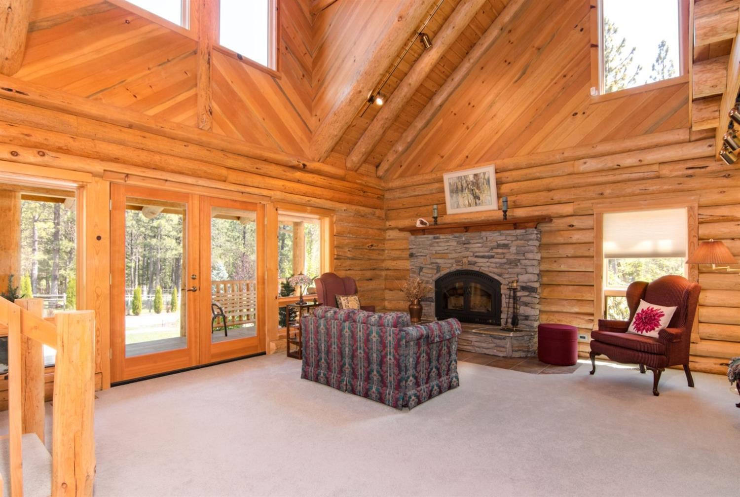 5767 Pleasant Creek Road Rogue River, OR 97537 - Photo 2 of 33 Additional Photo