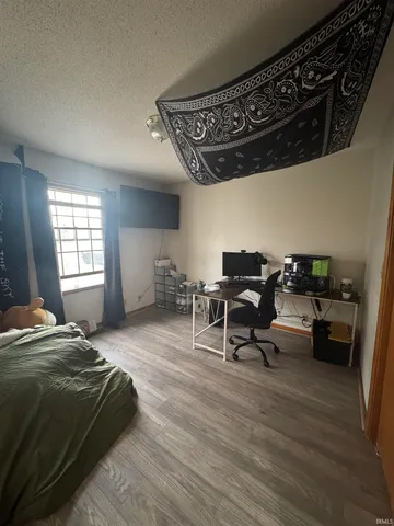 $248,500 | 2011 South Haverhill Drive, Yorktown, IN 47396