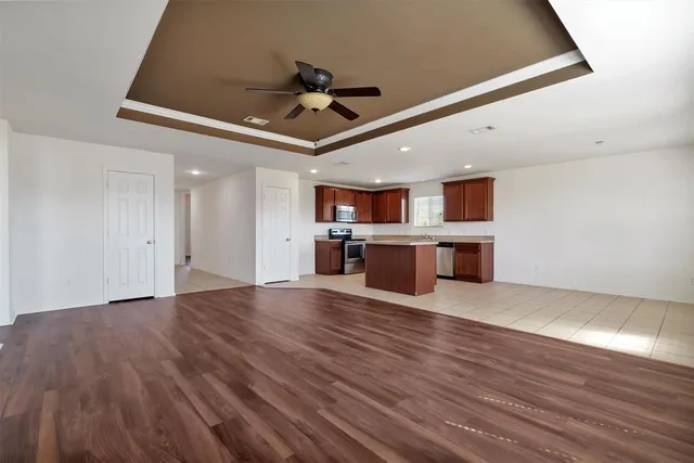 $2,100 | 14701 Southview Trail, Little Elm, TX 75068