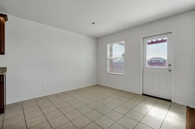 $2,100 | 14701 Southview Trail, Little Elm, TX 75068