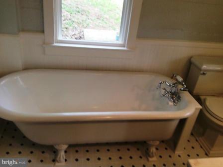 323 Millner Road Strasburg, VA 22657 - Photo 18 of 30 Bath