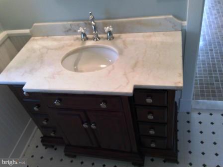 323 Millner Road Strasburg, VA 22657 - Photo 19 of 30 Bath