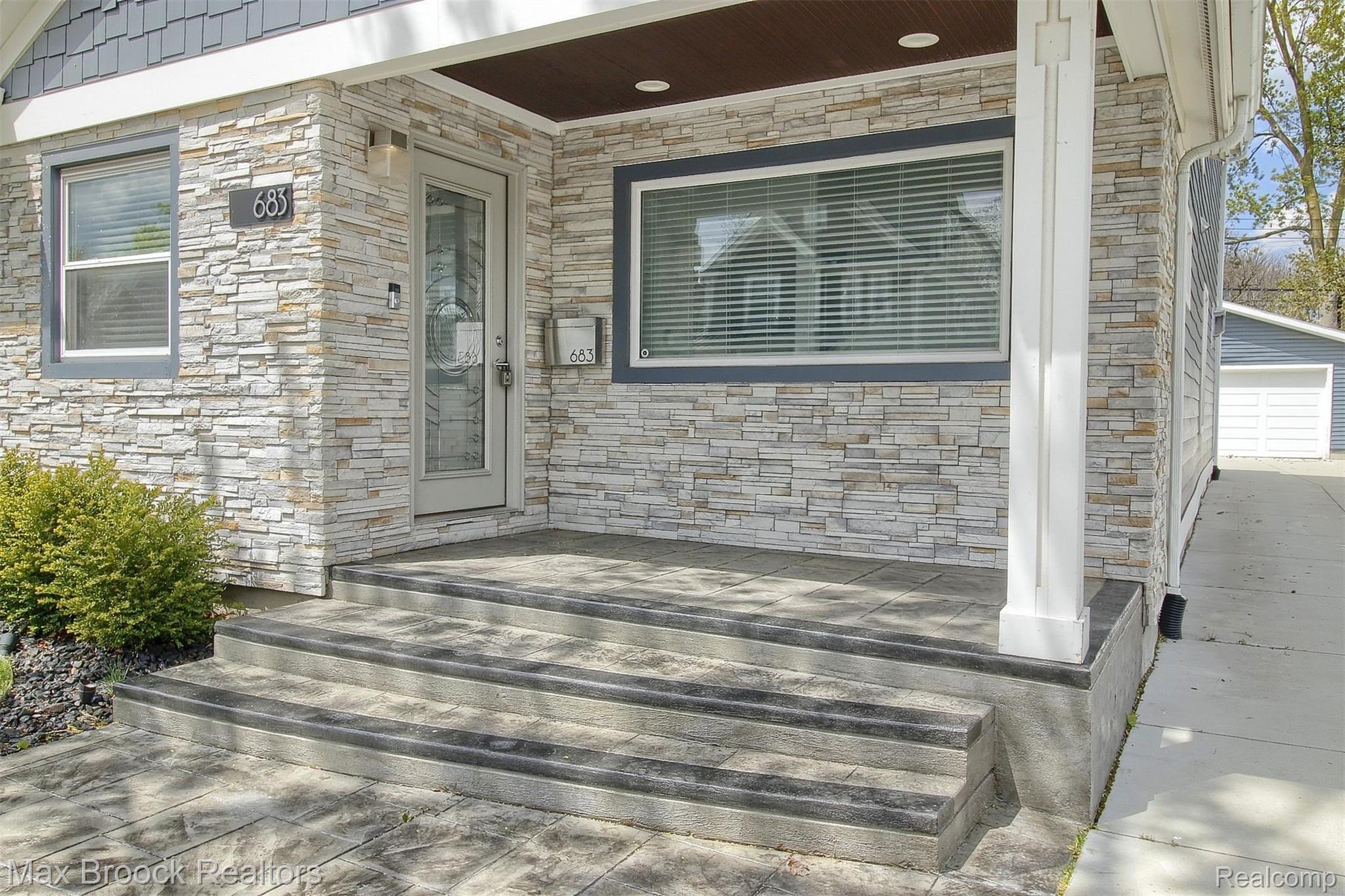 683 Ruffner Avenue Birmingham, MI 48009 - Photo 3 of 29 Front Entrance.jpg
