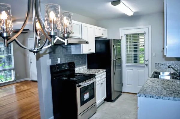 $1,200 | 2301 Dozier Drive, Tallahassee, FL 32301