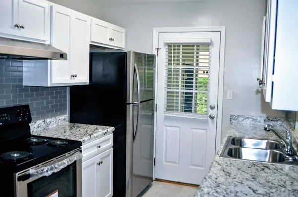 $1,200 | 2301 Dozier Drive, Tallahassee, FL 32301