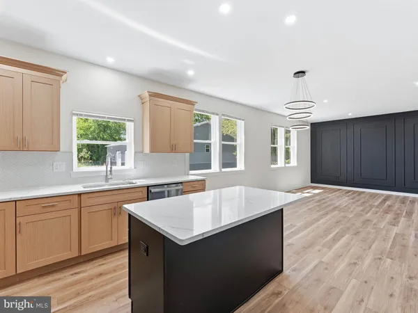 $524,999 | 19 Wallace Avenue, Sewell, NJ 08080