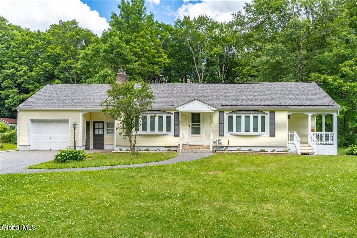 15-167 Cronin Rd-15