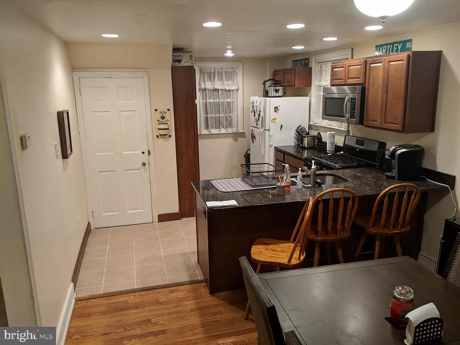 104 East Springfield Road Springfield, PA 19064 - Photo 3 of 4