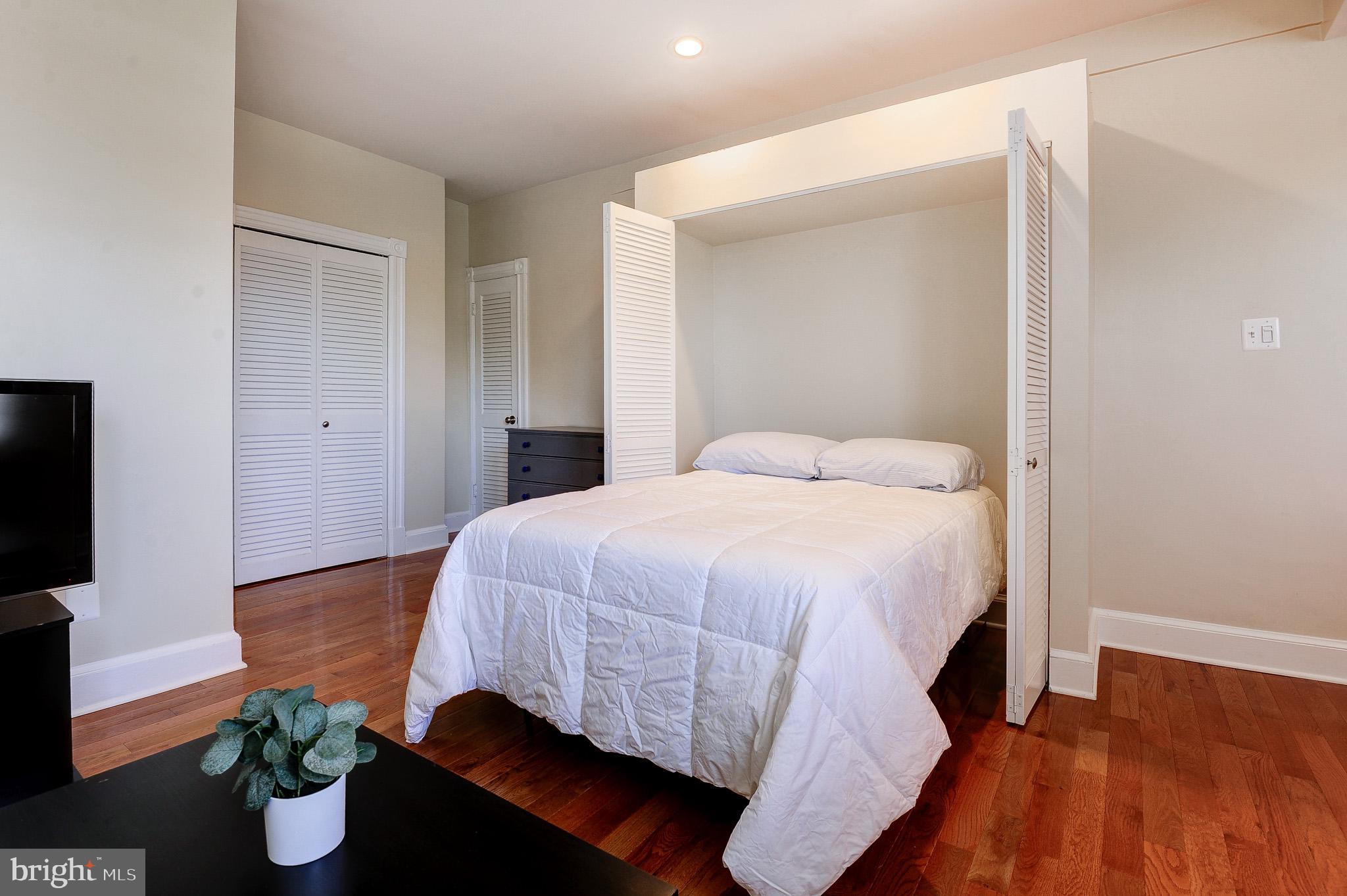 637 3rd Street Northeast, Unit 305 Washington, DC 20002 - Photo 9 of 16 Cozy retreat with versatile design.