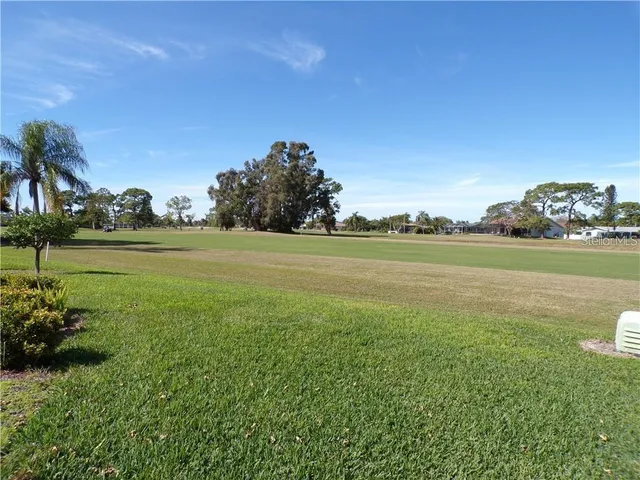 $3,900 | 13 Oakland Hills Road, Rotonda West, FL 33947