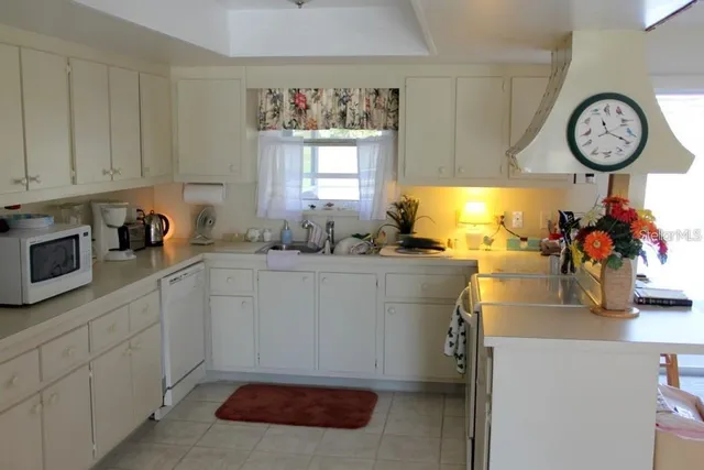 $3,900 | 13 Oakland Hills Road, Rotonda West, FL 33947