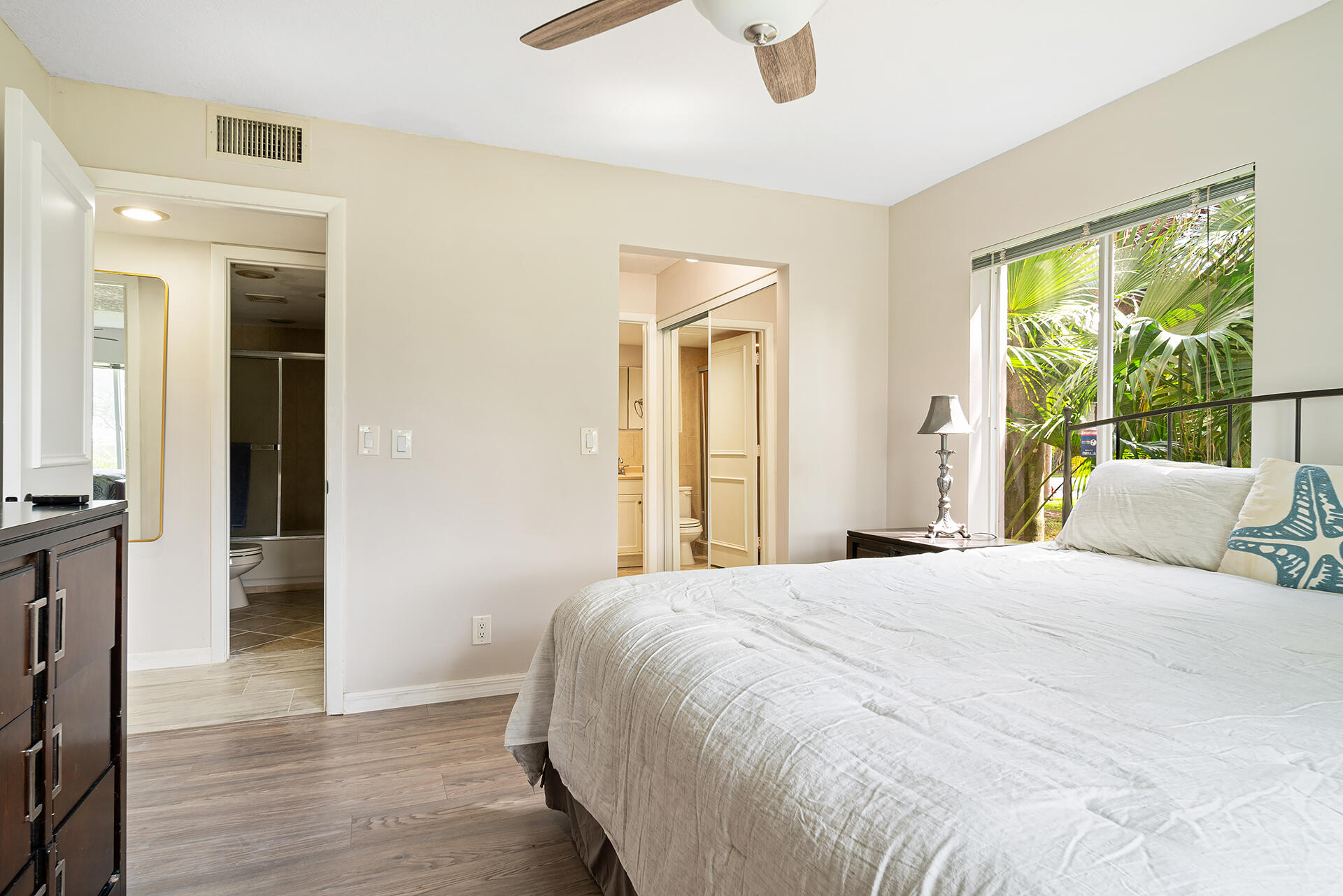 13791 Oneida Drive, Unit E1 Delray Beach, FL 33446 - Photo 16 of 26 13791-ONEIDA-DRIVE-E1-33446-019